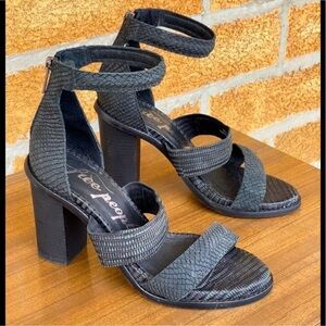 Free people platform shoes size 6